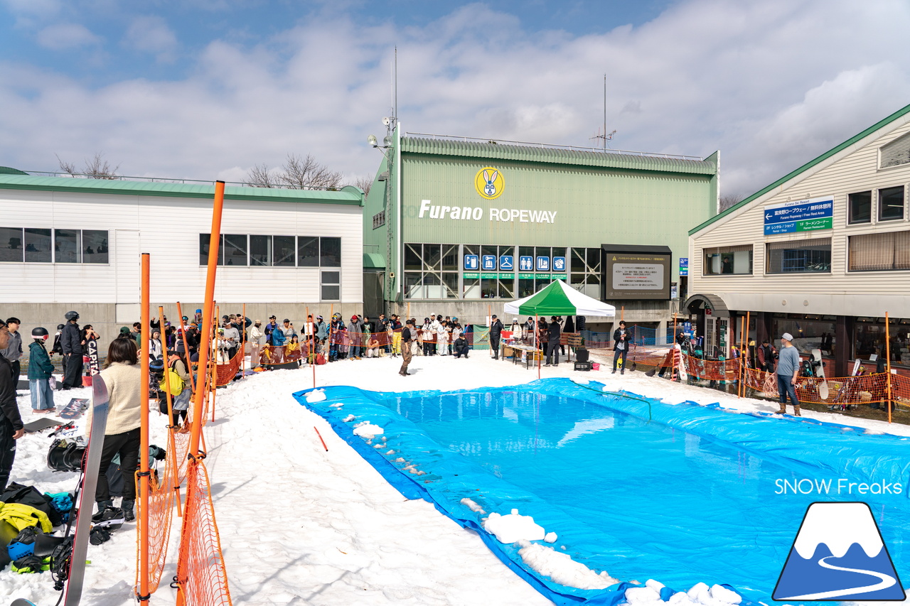 富良野スキー場｜いよいよインターナショナルなイベントに？！春シーズン恒例『第13回 Pond Skimming 池渡り』開催～♪